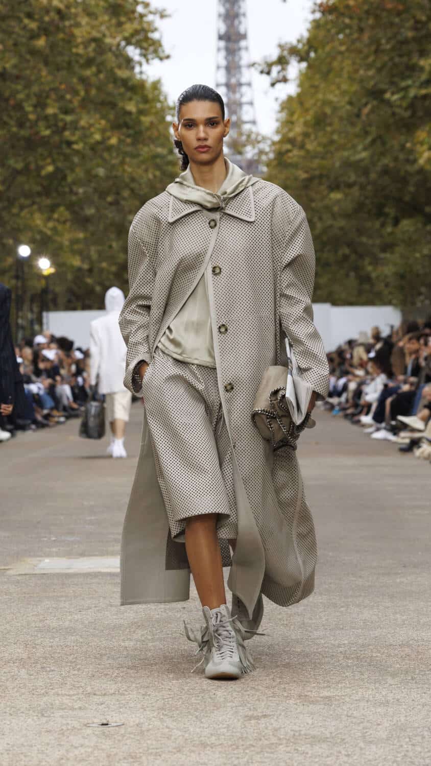 Stella McCartney: Ready-To-Wear SS25 - 10 Magazine